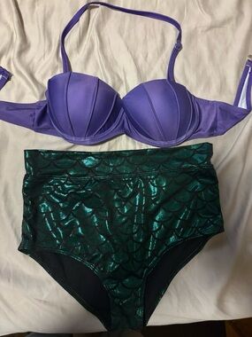 Purple Seashell Bikini Top with Emerald Green Mermaid High-Waist Bottoms